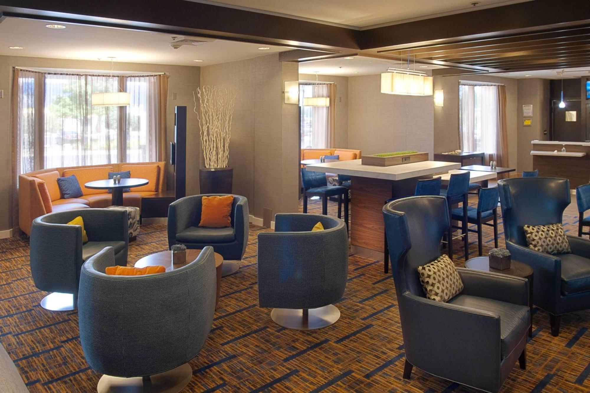 Courtyard By Marriott Кокомо Екстер'єр фото
